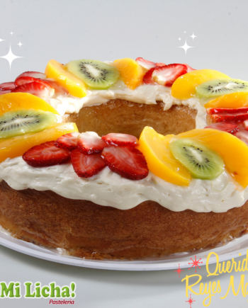 Rosca de Tres Leches con Fruta
